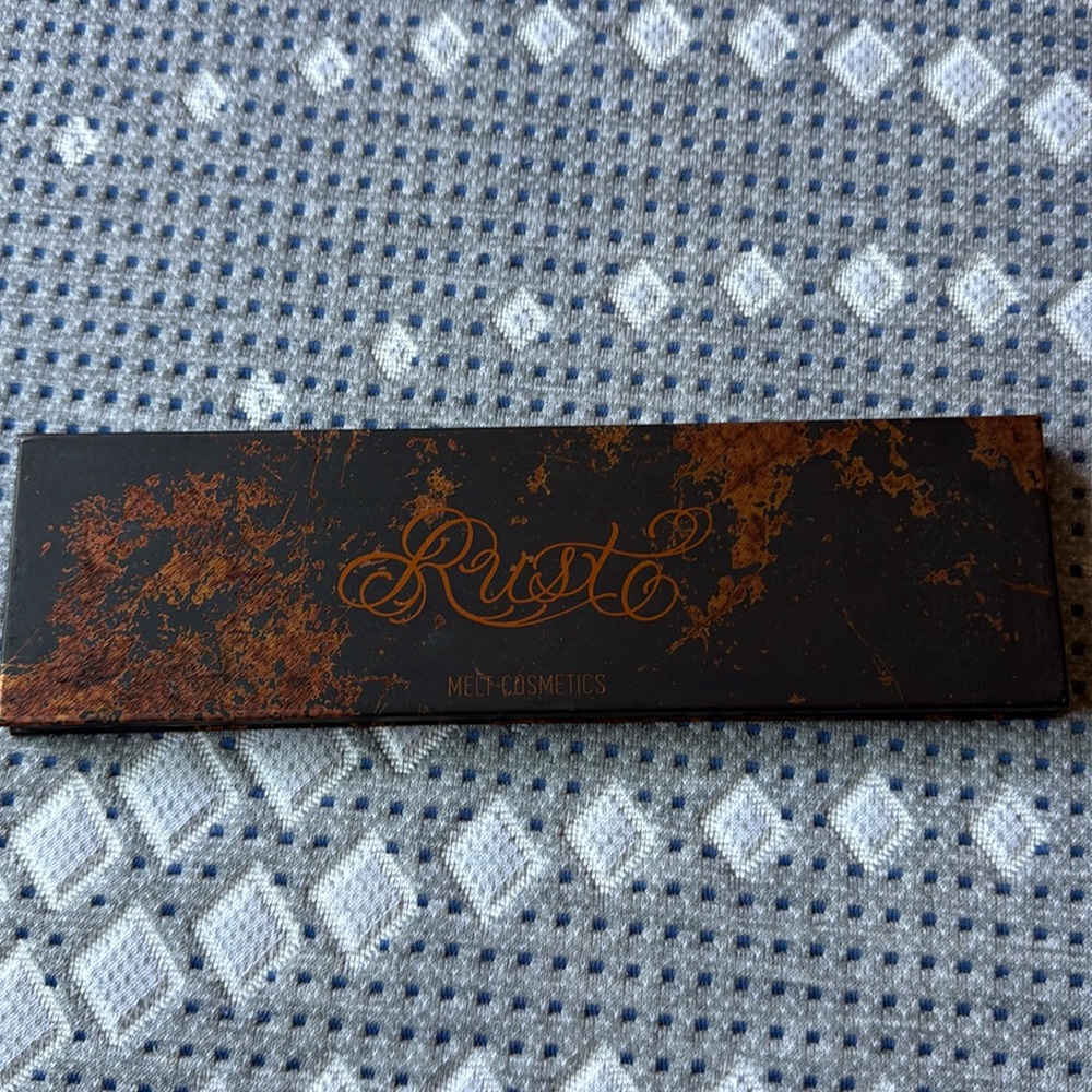 Melt Cosmetics Rust Palette